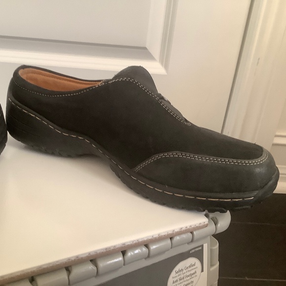 Sofft Walking Slip-on Sneakers, Size 7.5 - Picture 6 of 9